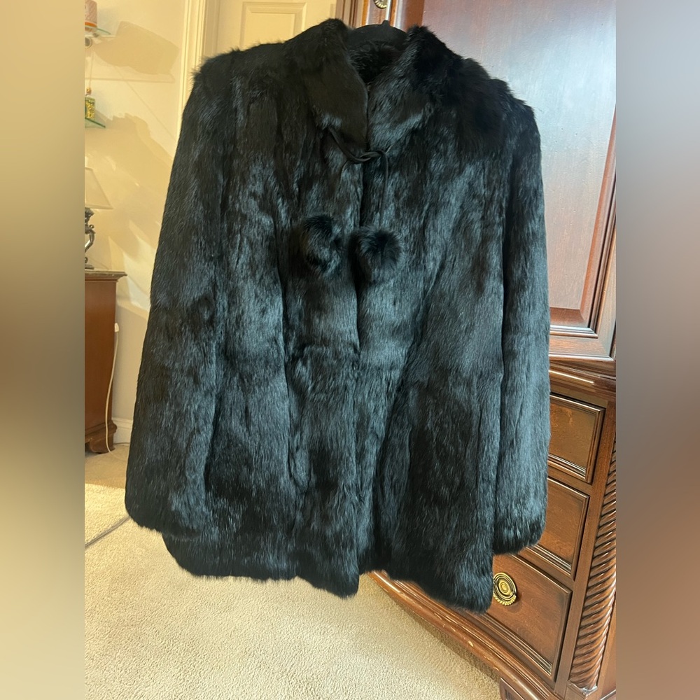 Women's Black Real Rabbit Fur Coat - Vintage 70’s Elegant Winter Jacket